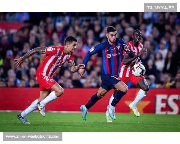 巅峰对决即将来临 欧冠赛场拜仁与巴萨的精彩碰撞引发期待