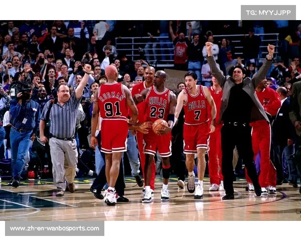 1996年公牛队传奇阵容回顾与球员故事探讨 1996年公牛队传奇阵容回顾与球员故事探讨