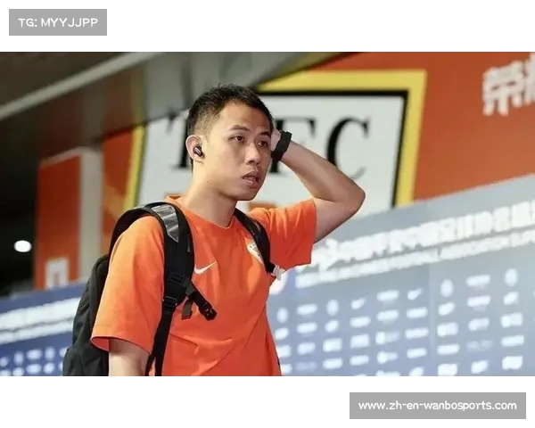 马德兴点评国足防守型中场选择 须重新审视黄政宇首发价值