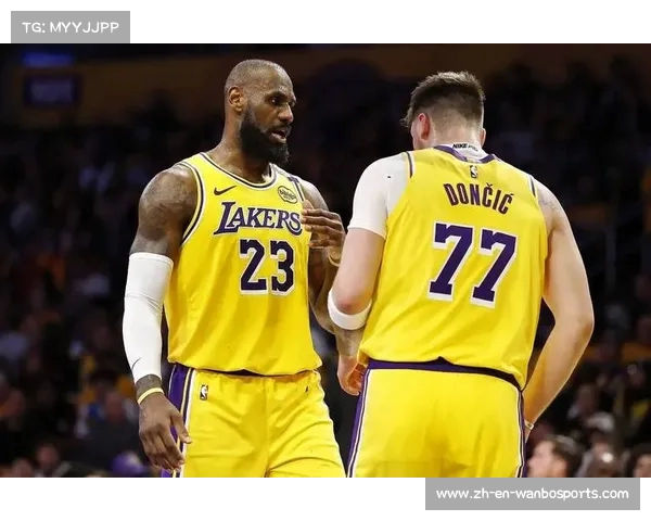 乔丹的NBA传奇地位与奇才黄蜂老板身份的对比分析及投篮最准与最准的十人榜单揭秘 乔丹的NBA传奇地位与奇才黄蜂老板身份的对比分析及投篮最准与最准的十人榜单揭秘